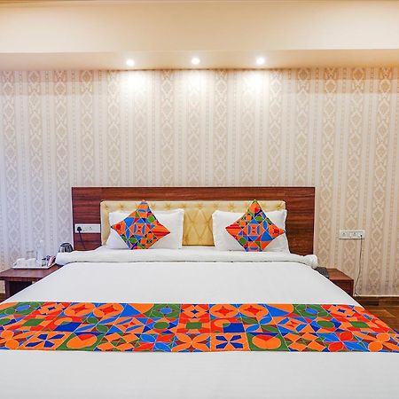 Fabhotel Grand Falcon Бенґалуру Екстер'єр фото
