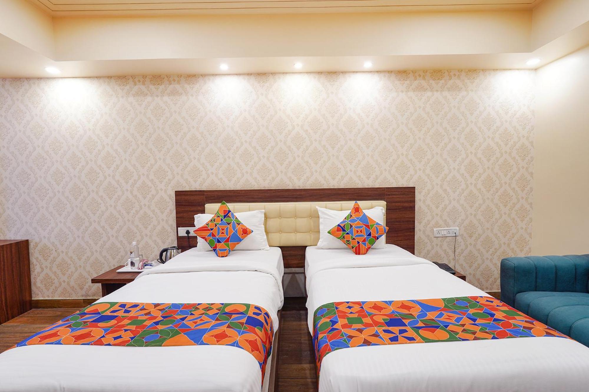 Fabhotel Grand Falcon Бенґалуру Екстер'єр фото